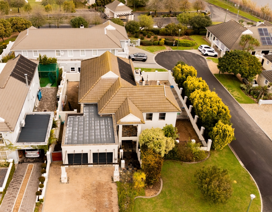 4 Bedroom Property for Sale in Zevenwacht Country Estate Western Cape